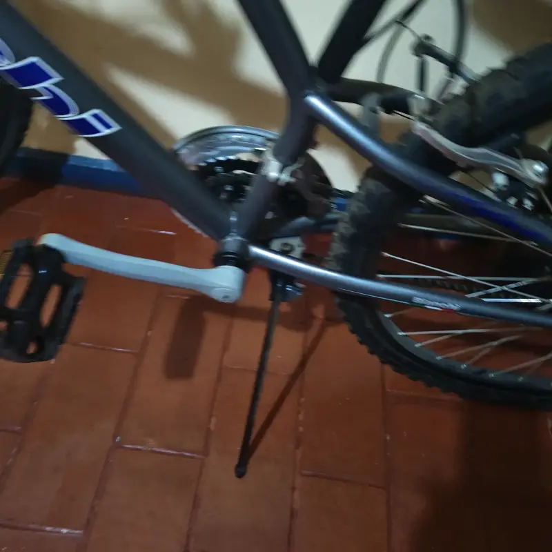 Bicicleta de montaña Bianchi gris en buen estado - 5