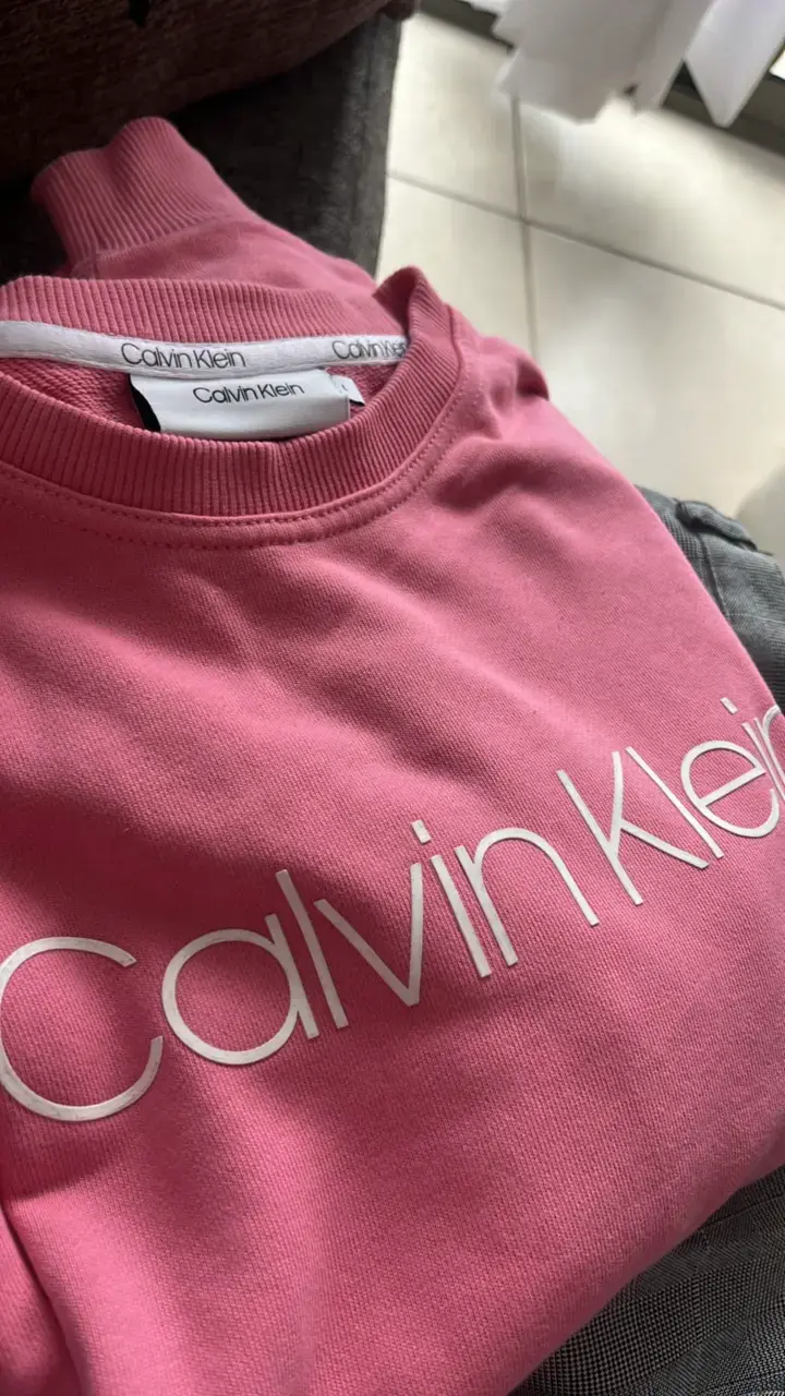 Polerón rosa Calvin Klein para mujer