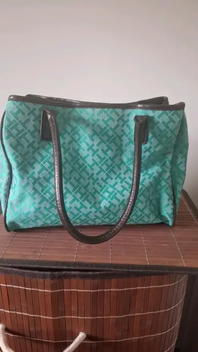 Bolso de mano verde Tommy Hilfiger - miniatura 2