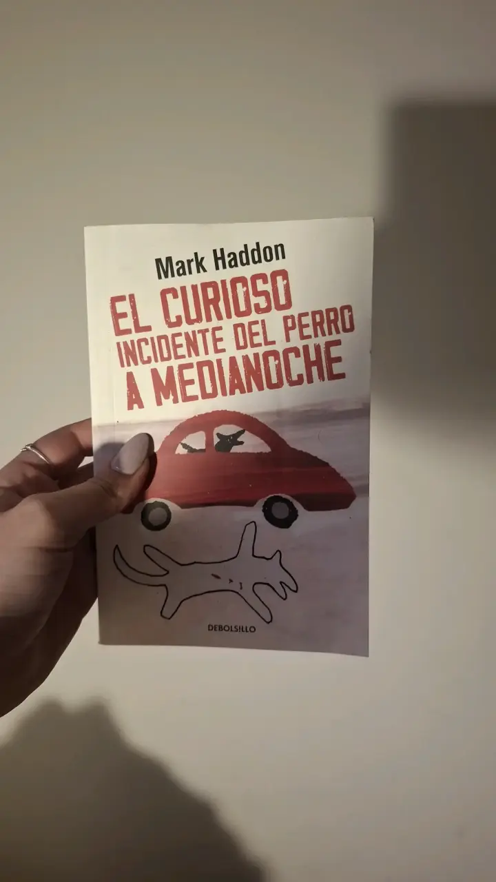 Libro El Curioso Incidente Del Perro A Medianoche - 1