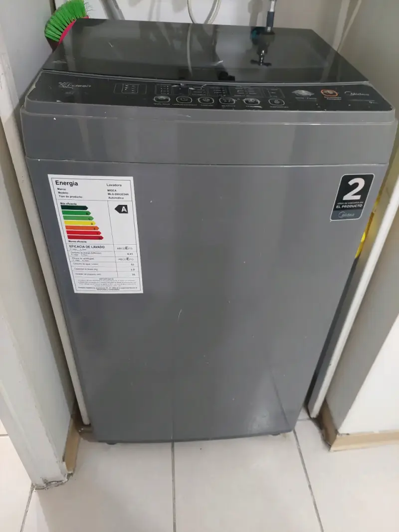 Lavadora Midea 9kg con tapa de vidrio templado - 2