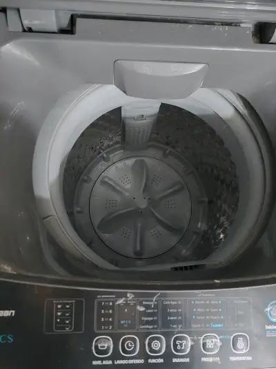 Lavadora Midea 9kg con tapa de vidrio templado - miniatura 3