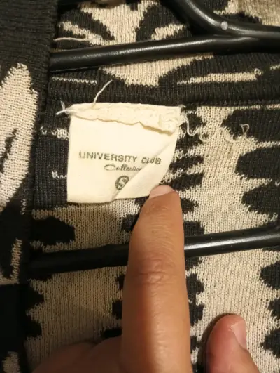 Cardigan estampado blanco y negro University Club - miniatura 2