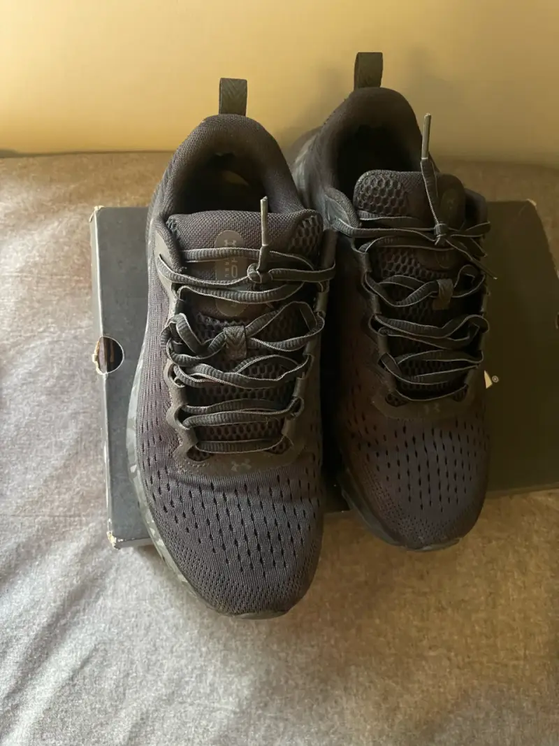 Zapatillas deportivas Under Armour HOVR negras - 2