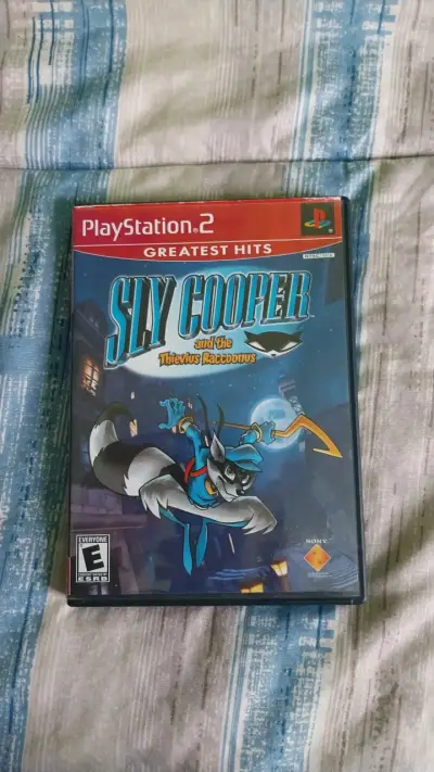 Juego PS2 Sly Cooper - miniatura 1