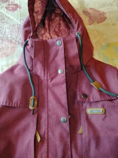 Parka de mujer Lippi burdeo con capucha desmontabl - miniatura 4