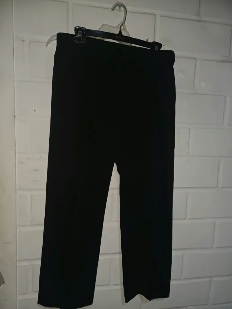 Jeans de mezclilla para mujer en buen estado - 4