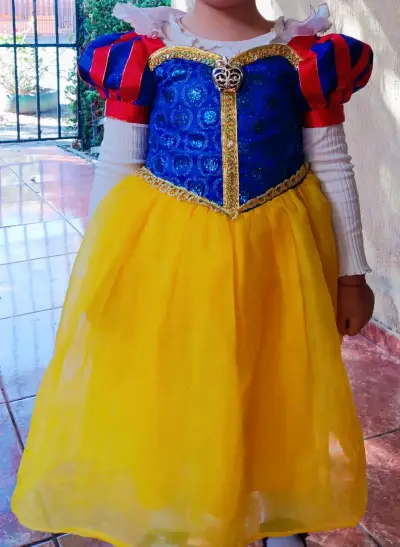 Disfraz de Blancanieves para niñatalla 4 - miniatura 1