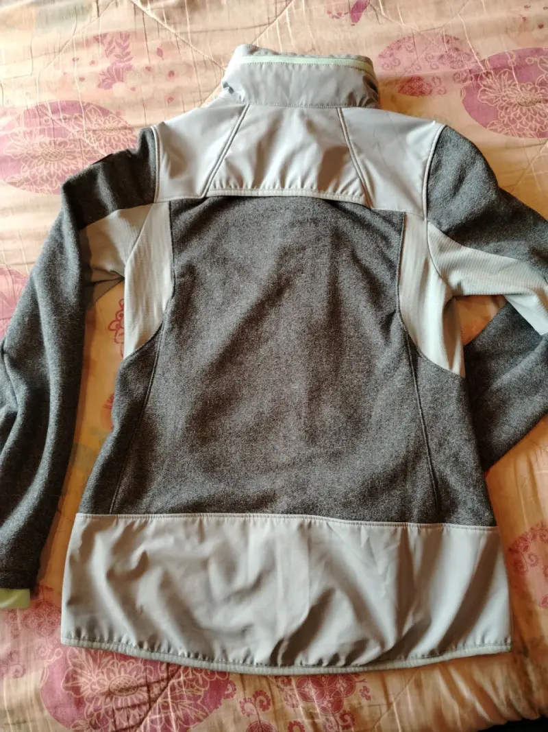 Chaqueta polar Quechua gris con capucha - 2