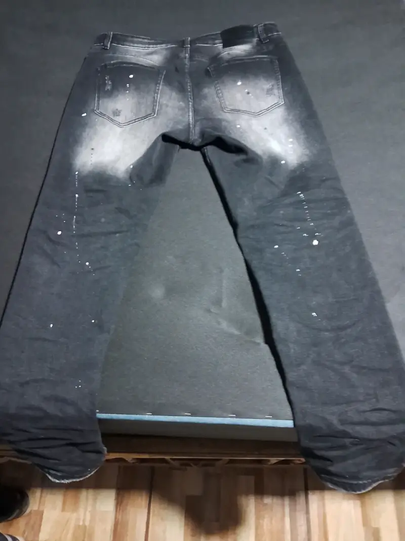 Jeans negros desgastados para hombre - 2