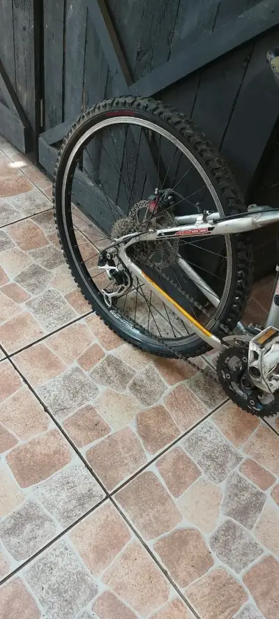 Bicicleta de Montaña Trek 4500 Aluminio - miniatura 1