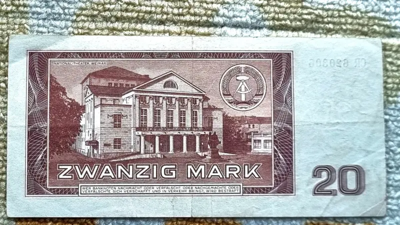 Billete 20 Marcos RDA,1964. 2 monedas RDA. - 3