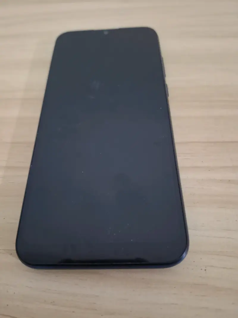 Smartphone Motorola azul MotoE6 - 1
