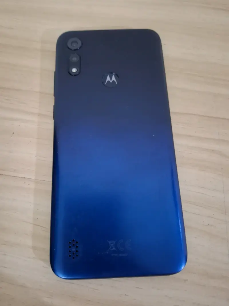 Smartphone Motorola azul MotoE6 - 2