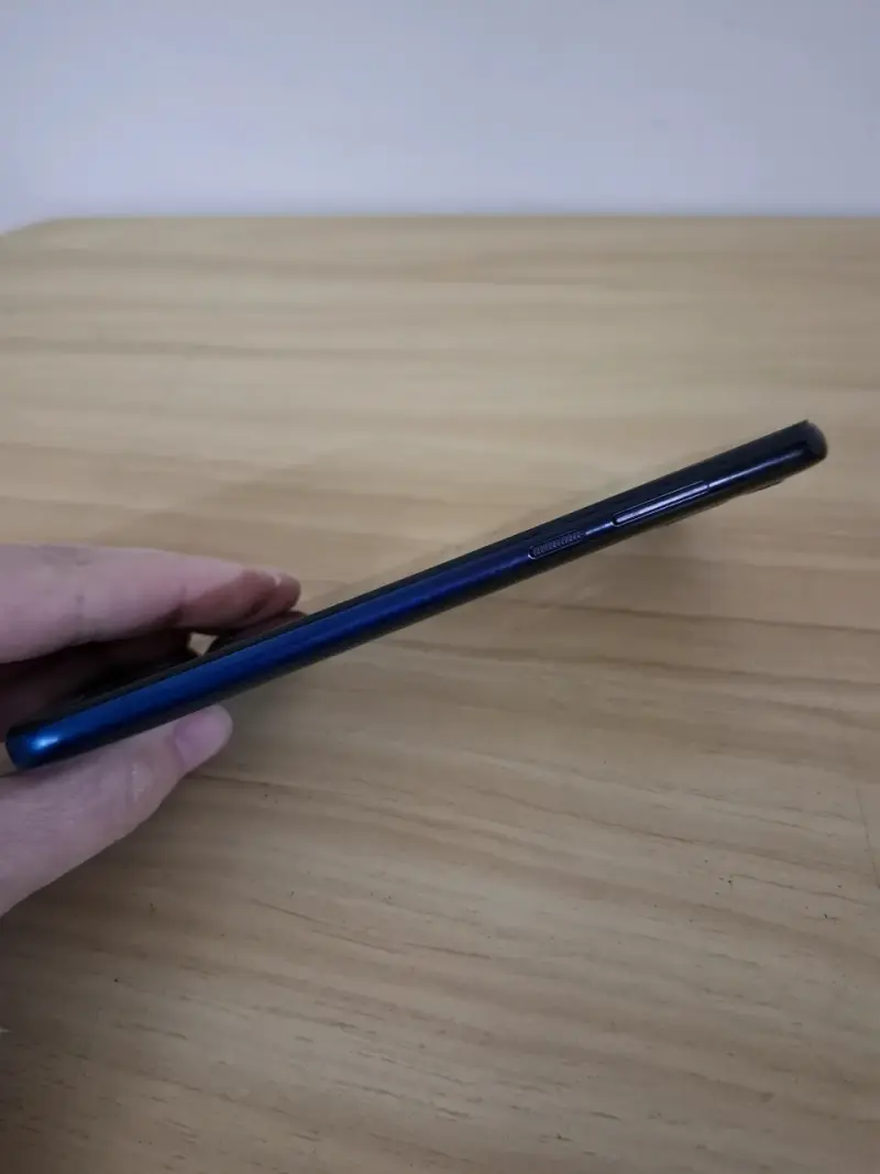 Smartphone Motorola azul MotoE6 - 3