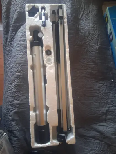 Telescopio con trípode y lentes incluidos - miniatura 4