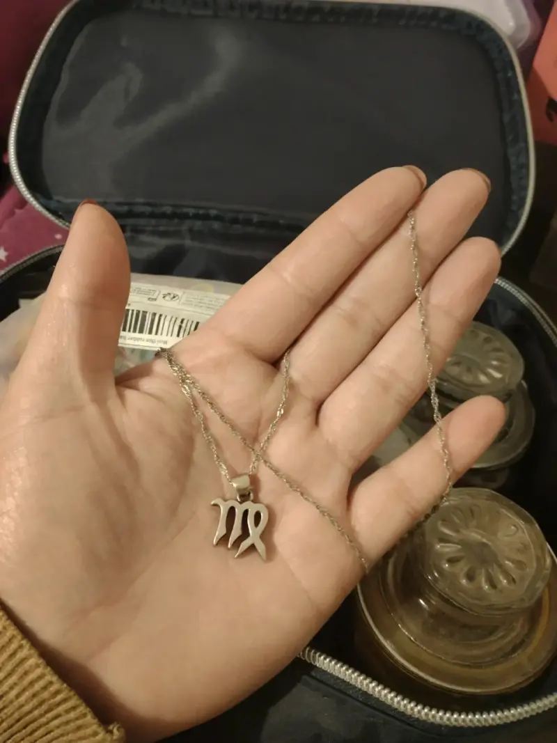 Collar de plata con colgante de signo Virgo - 2