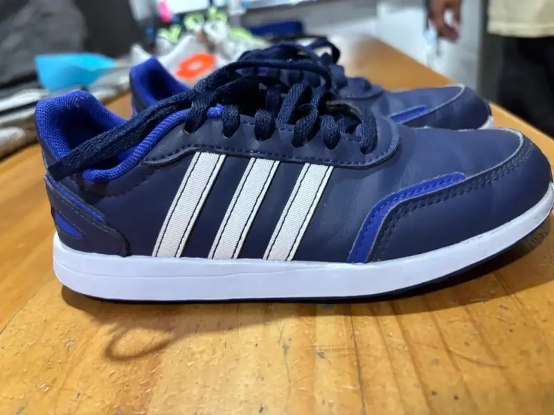 Zapatillas deportivas Adidas azul marino para niños - 2