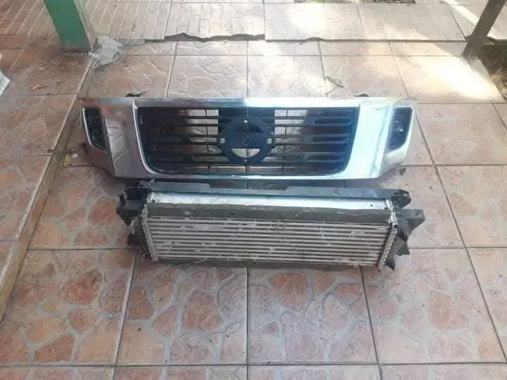 Intercooler original nissan np300 2018 - 1