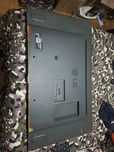 Televisor LG 47 pulgadas modelo 47LB5800 - miniatura 5