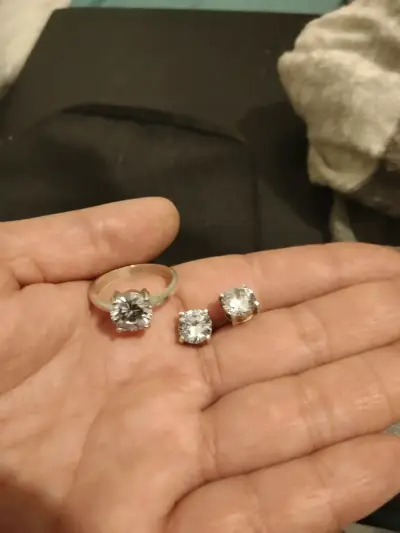 Anillo18 + aros de plata con circonita brillante - miniatura 2