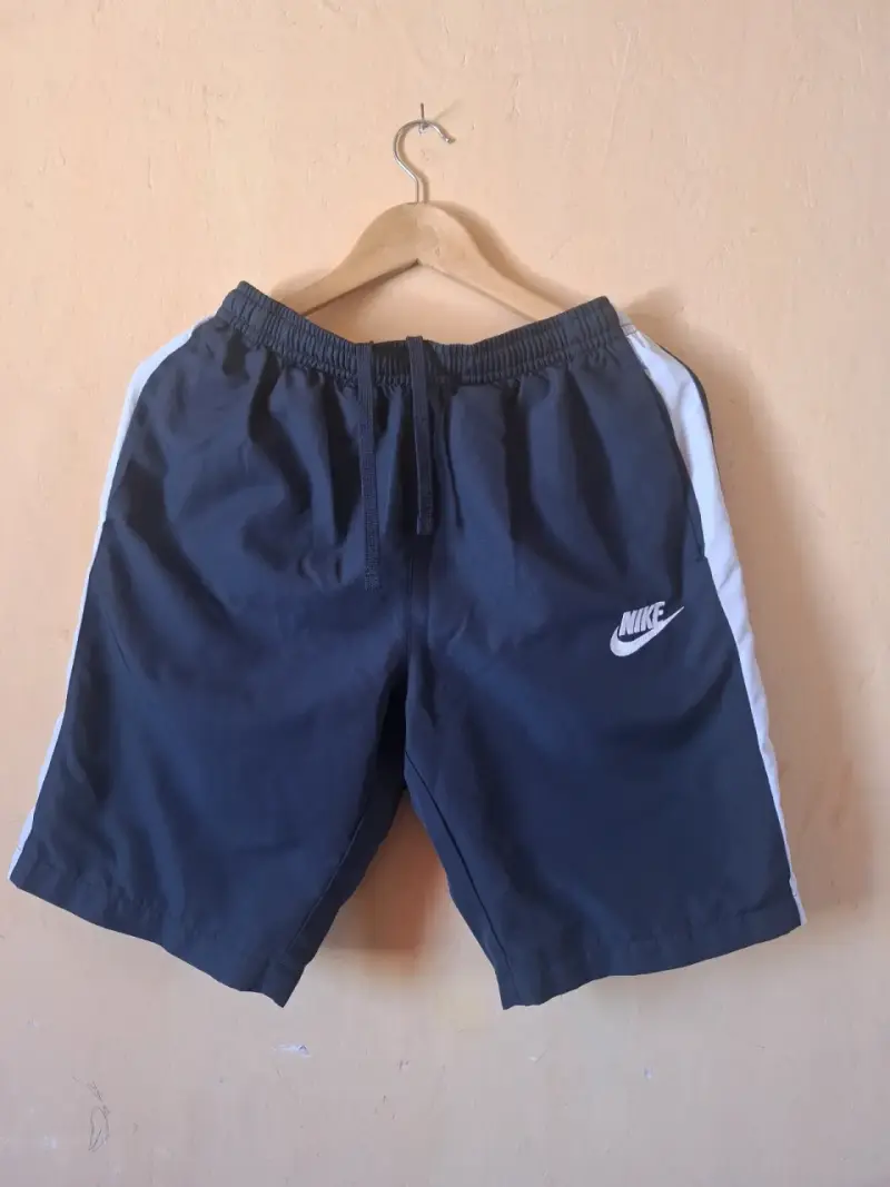 Shorts deportivos Nike Talla M - 1