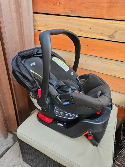 Silla de Auto para Bebé Britax - miniatura 2