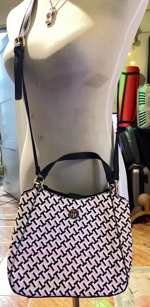 Bolso de hombro estampado elegante Tommy Hilfiger