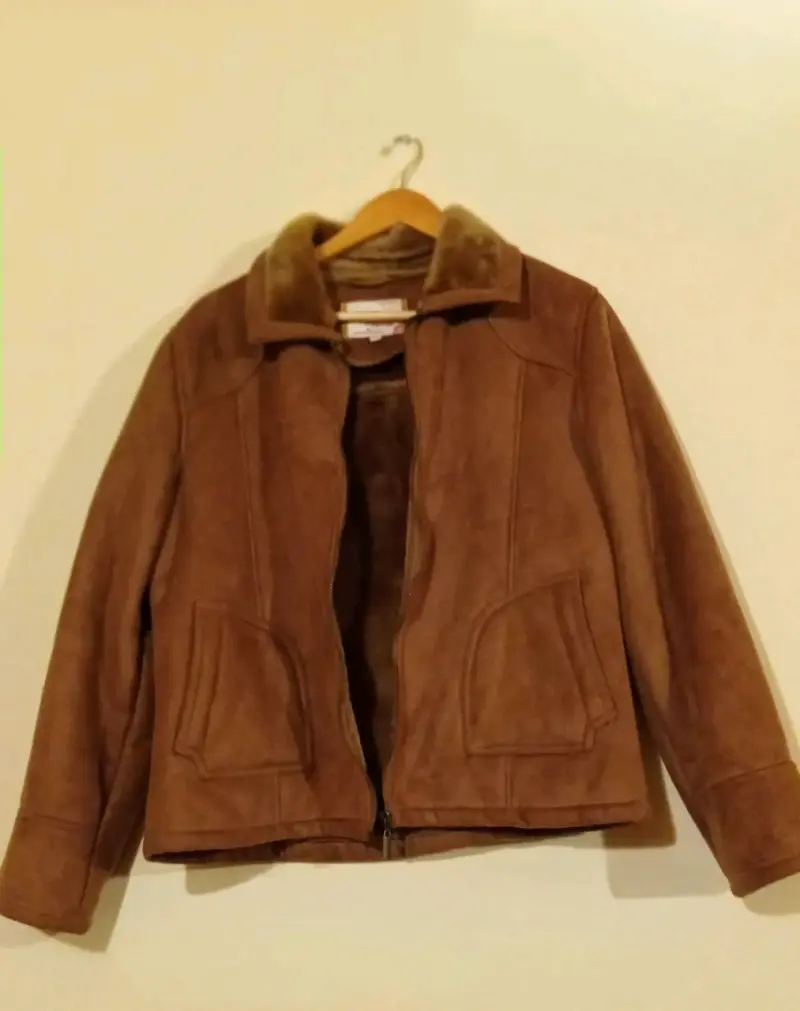 Chaqueta de gamuza marrón para hombre