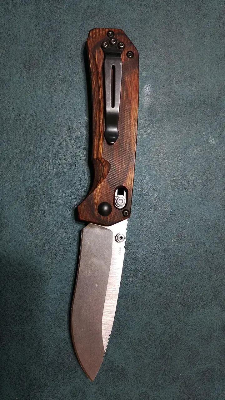 Cuchillo Plegable de Bolsillo con Mango de Madera - 2