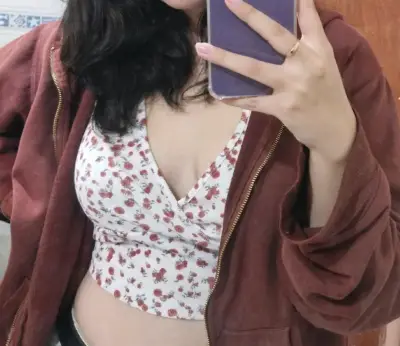 Top halter floral para mujer - miniatura 3