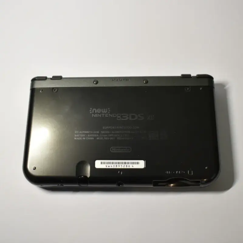 Consola New Nintendo 3DS XL negra Desbloqueds - 3