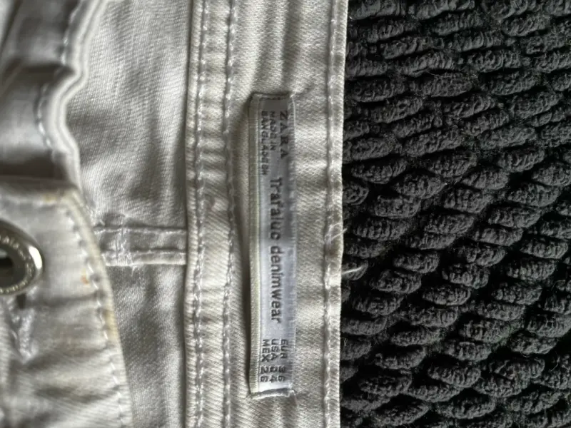 Jeans blancos Zara Trafaluc para mujer - 4