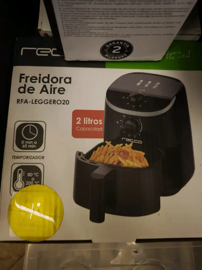 Freidora de Aire Recco 2 Litros Negra - 4