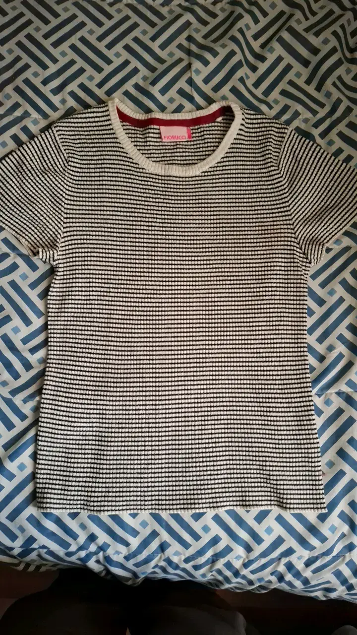 Polera rayada Fiorucci en blanco y negro - 5