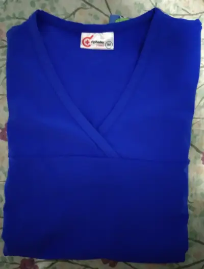 Conjunto de uniforme médico azul con diseño de ranas - miniatura 1