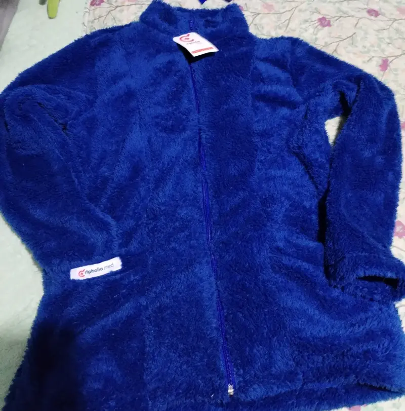 Conjunto de uniforme médico azul con diseño de ranas - 2