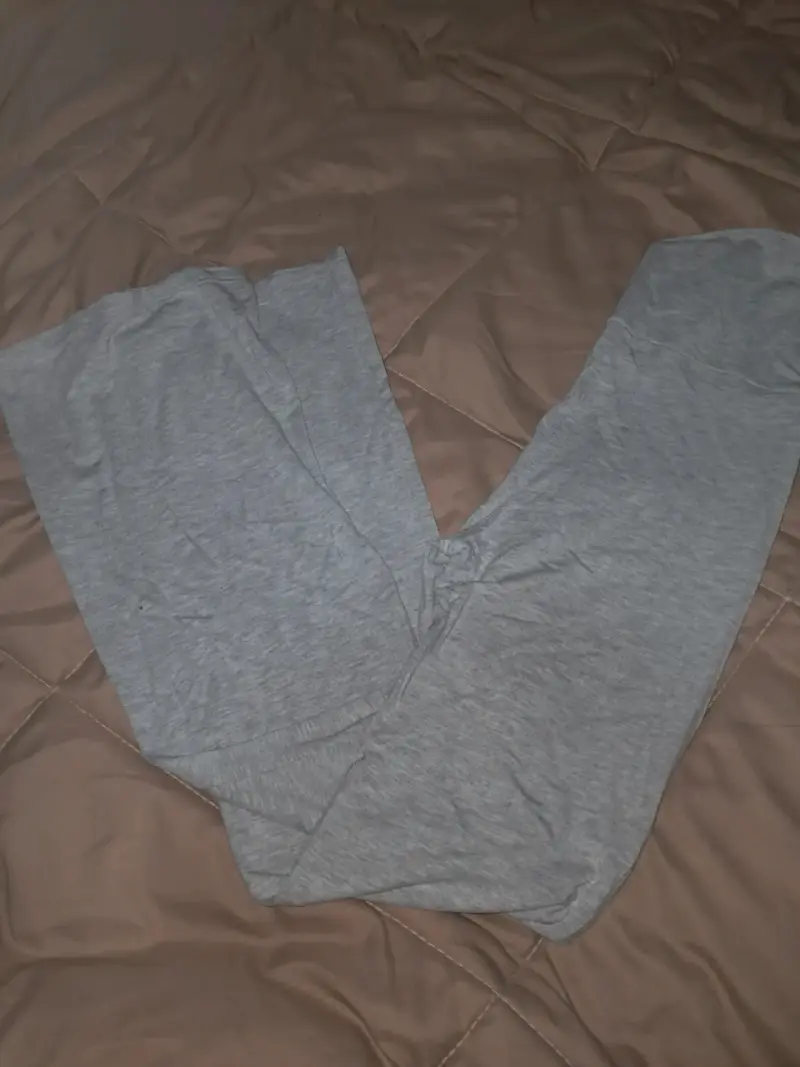 Calzas flare grises para mujer - 2
