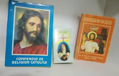 Lote de libros religiosos antiguos - miniatura 2
