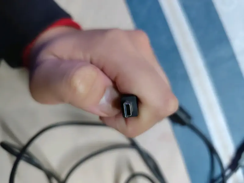 Teclado MIDI Akai LPK25 portátil - 3