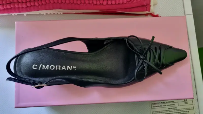 Zapatos de tacón bajo C/Moran negros talla 36 - 2