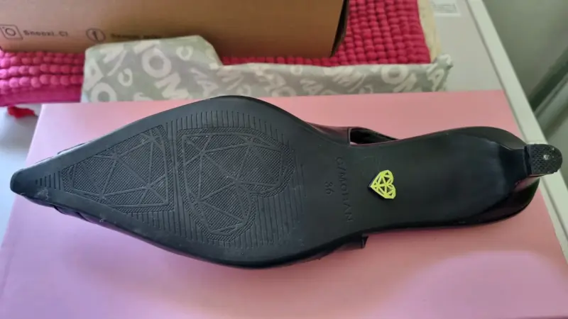 Zapatos de tacón bajo C/Moran negros talla 36 - 3