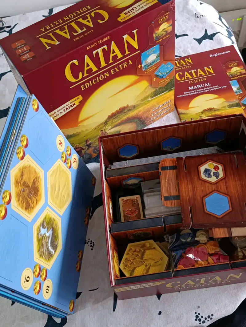 Juego de mesa Catan Edición Extra - 3