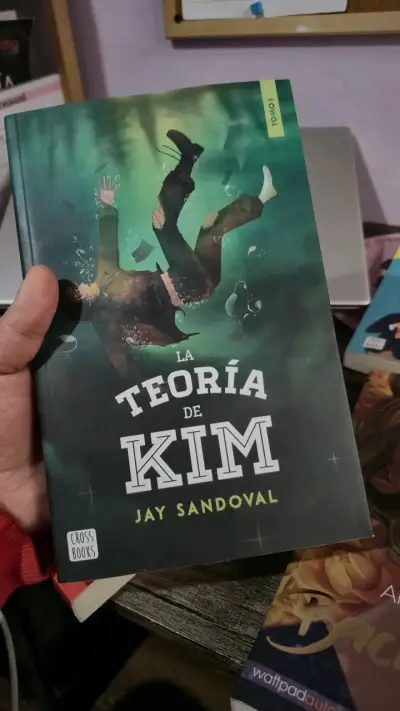 Libros juveniles variados - miniatura 4