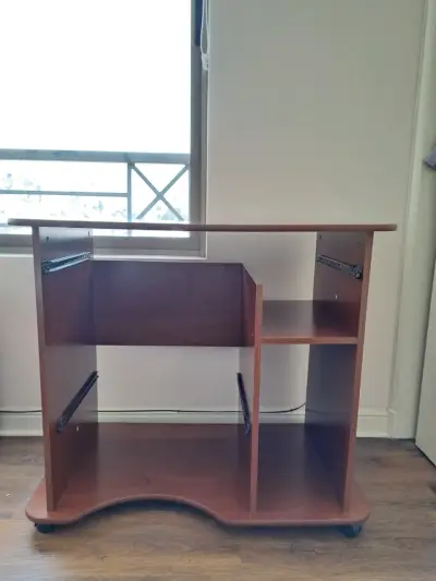 Escritorio de Computador de Madera Compacto - miniatura 2