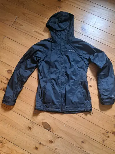 Chaqueta impermeable Columbia negra para mujer - miniatura 1