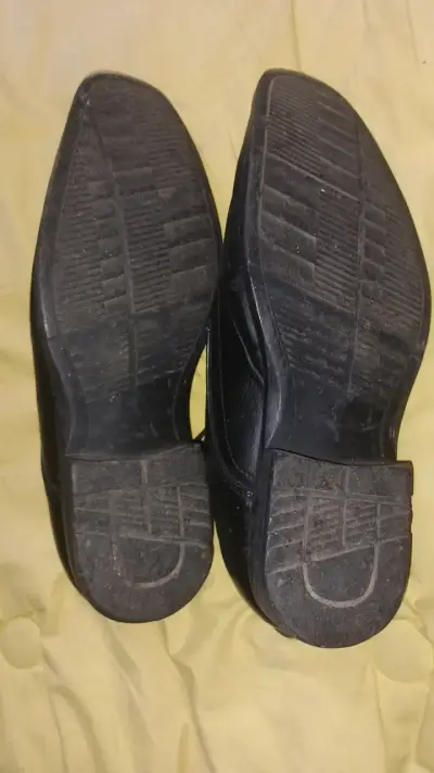 Zapatos formales negros para hombre - miniatura 3