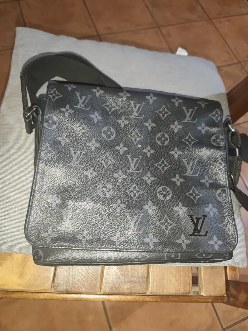 Bolso bandolera Louis Vuitton monograma gris - 4