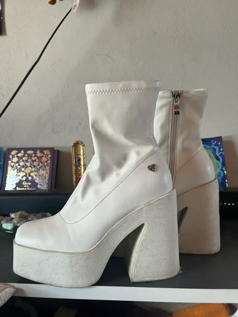 Botines blancos de plataforma con cierre lateral - 2