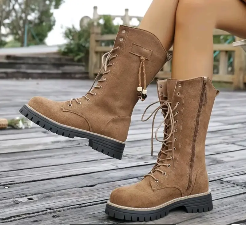 Botas de gamuza marrón con cordones - 2